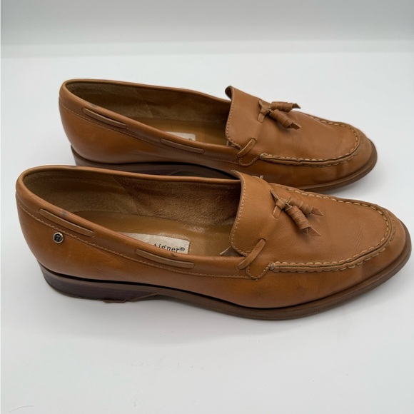 Vintage etienne aigner tan tassel loafers size 8.5 medium preowned - Picture 2 of 6